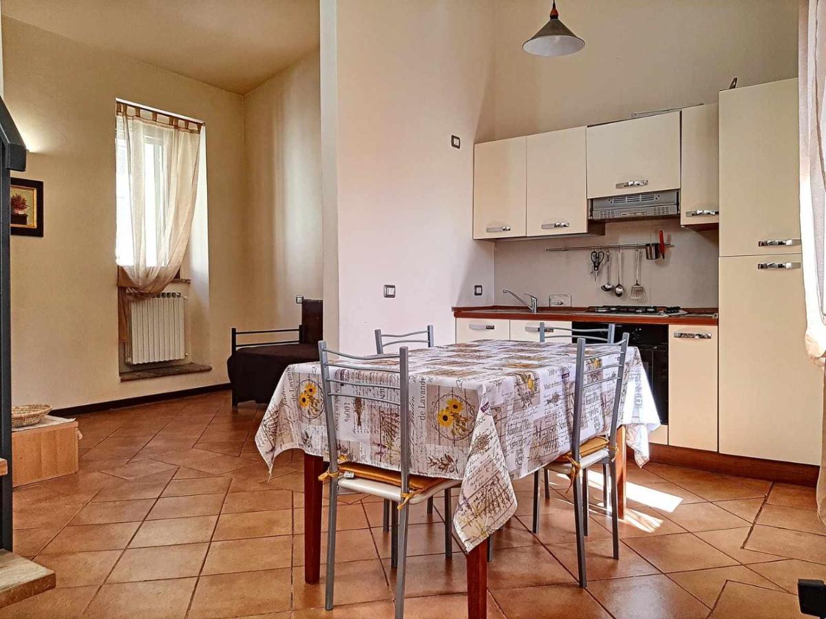 Ospitaci Appartamenti San Salvatore Foligno Eksteriør bilde